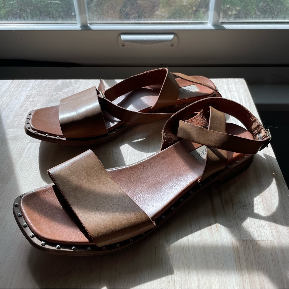 Steve Madden Ankle Strap Leather Sandles Size 8 1/2